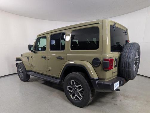 2026 Jeep Wrangler 4-Door Sahara 4x4