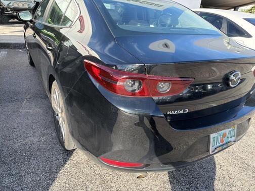 2021 Mazda Mazda3 FWD w/Preferred Package