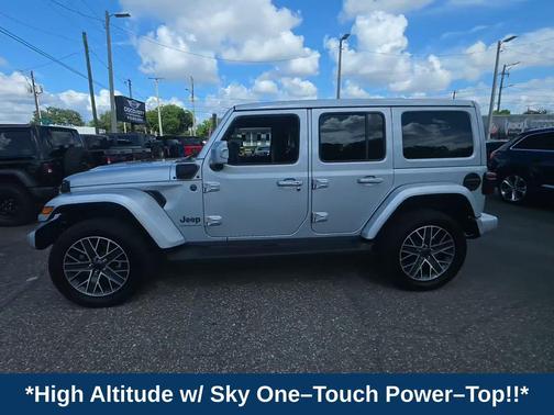 Silver Zynith Clearcoat 2024 Jeep Wrangler 4xe High Altitude