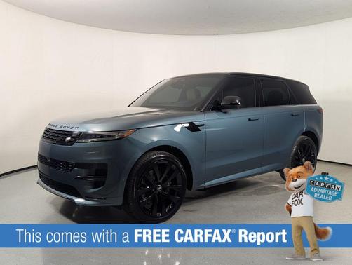 Giola Green Metallic 2024 Land Rover Range Rover Sport SE