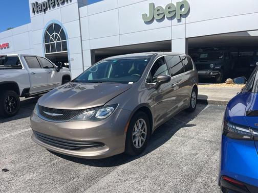 2017 Chrysler Pacifica LX