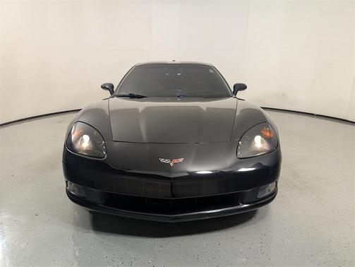 2005 Chevrolet Corvette Base