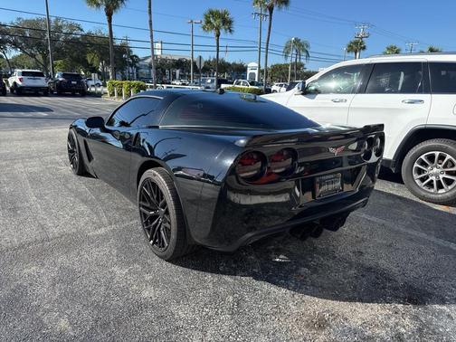 2005 Chevrolet Corvette Base