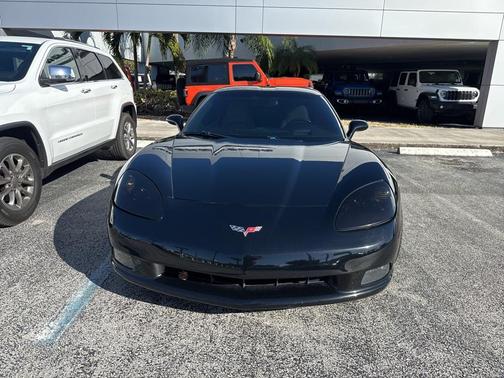 2005 Chevrolet Corvette Base