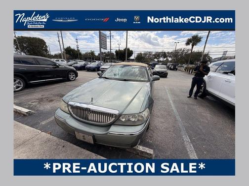 2006 Lincoln Town Car Signature