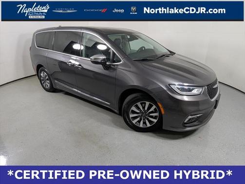 2023 Chrysler Pacifica Hybrid Limited