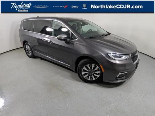 2023 Chrysler Pacifica Hybrid Limited