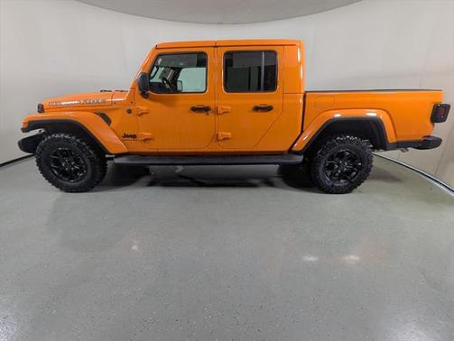 2025 Jeep Gladiator High Tide