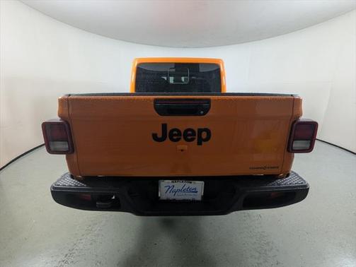2025 Jeep Gladiator High Tide