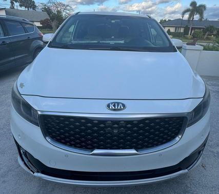 Snow White Pearl 2017 Kia Sedona SX-L