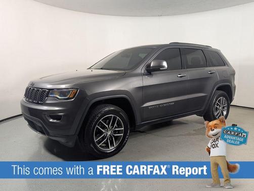 Granite Crystal Metallic Clearcoat 2017 Jeep Grand Cherokee Limited