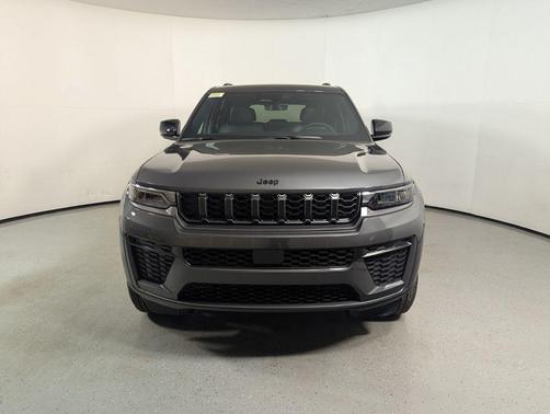 2026 Jeep Grand Cherokee Altitude