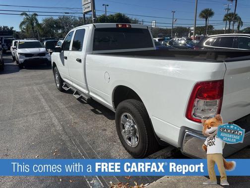 2023 RAM 2500 Tradesman Crew Cab 4x2 8' Box