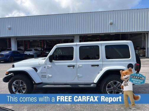 Bright White Clearcoat 2018 Jeep Wrangler Unlimited Sahara