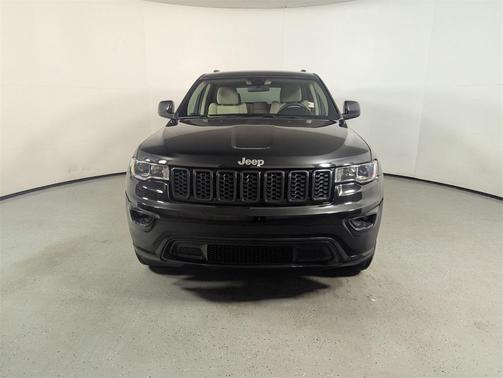 2019 Jeep Grand Cherokee Laredo