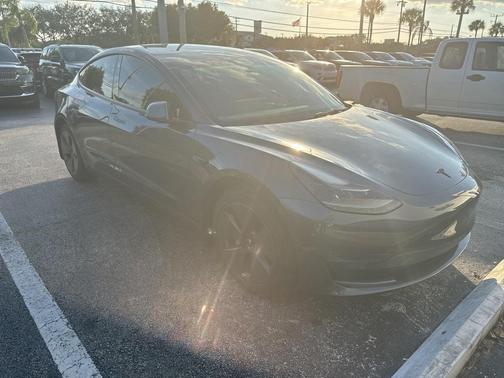 2023 Tesla Model 3 Standard Range