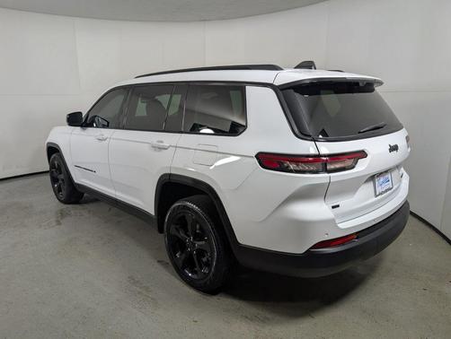 Bright White Clearcoat 2023 Jeep Grand Cherokee L Limited
