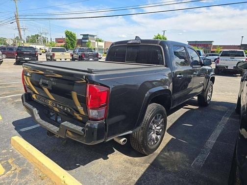Black 2023 Toyota Tacoma SR5