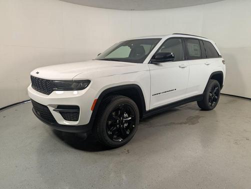 2025 Jeep Grand Cherokee Altitude