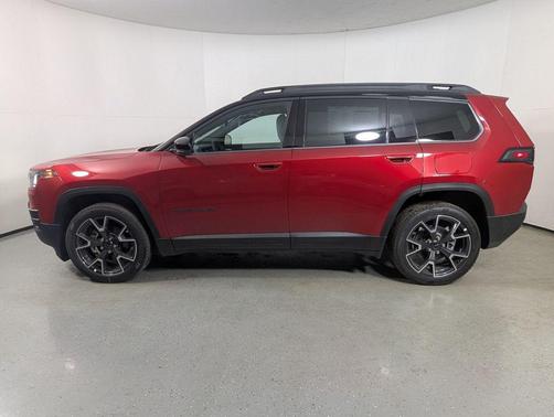 2026 Jeep Cherokee Overland