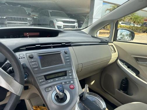 2014 Toyota Prius Two