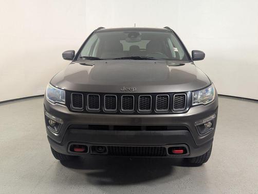 Granite Crystal Metallic Clearcoat 2021 Jeep Compass Trailhawk