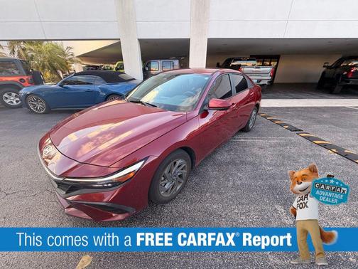 2024 Hyundai ELANTRA SEL