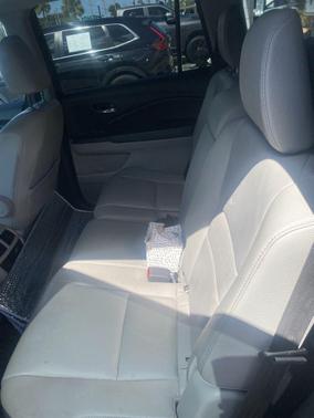 Black Forest Pearl 2017 Honda Pilot EX-L