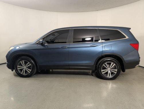 Black Forest Pearl 2017 Honda Pilot EX-L