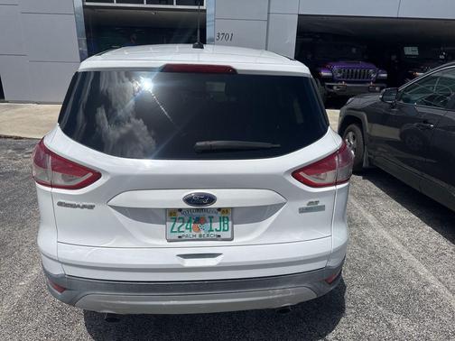 2015 Ford Escape SE