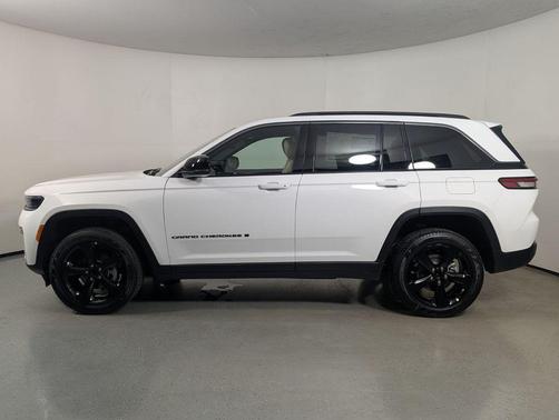 bright white clearcoat 2026 Jeep Grand Cherokee Limited