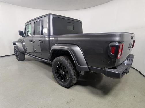 2025 Jeep Gladiator Nighthawk