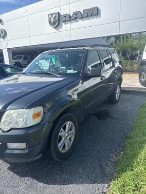 2010 Ford Explorer XLT