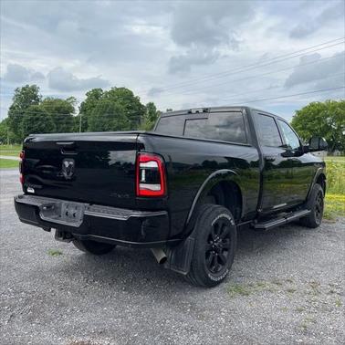 2022 RAM 2500 Laramie Crew Cab 4x4 6'4' Box