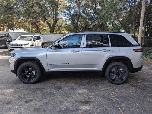 2025 Jeep Grand Cherokee Limited X