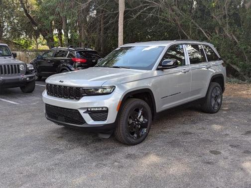 2025 Jeep Grand Cherokee Limited X