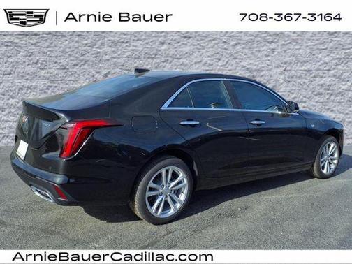 2025 Cadillac CT4 Luxury RWD