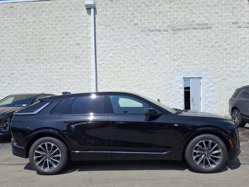 2025 Cadillac LYRIQ Sport w/1SF