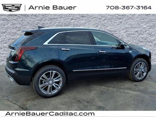 Emerald Lake Metallic 2026 Cadillac XT5 Premium Luxury