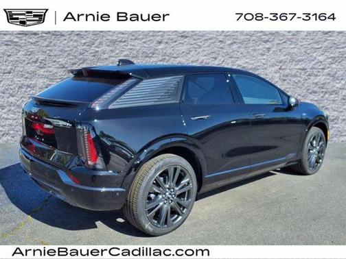 2025 Cadillac OPTIQ Sport 2 AWD