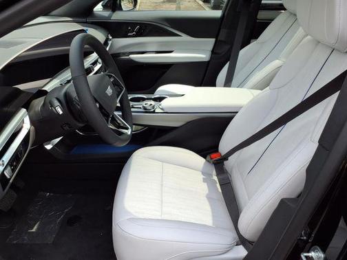 2025 Cadillac LYRIQ Sport w/1SF