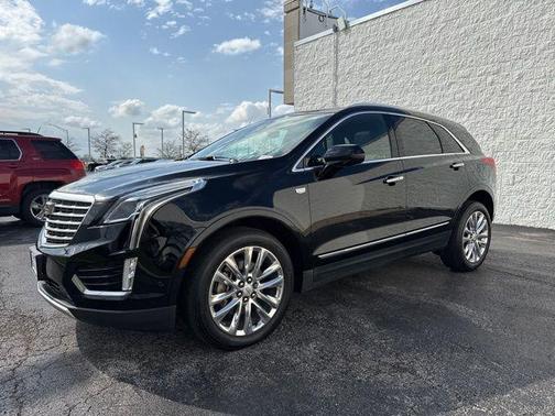 Stellar Black Metallic 2019 Cadillac XT5 Platinum
