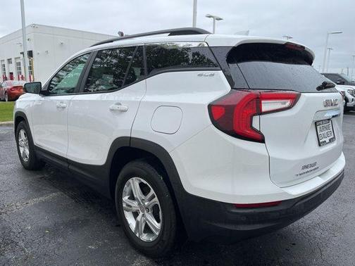 2022 GMC Terrain SLE