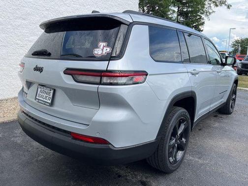 2021 Jeep Grand Cherokee L Altitude