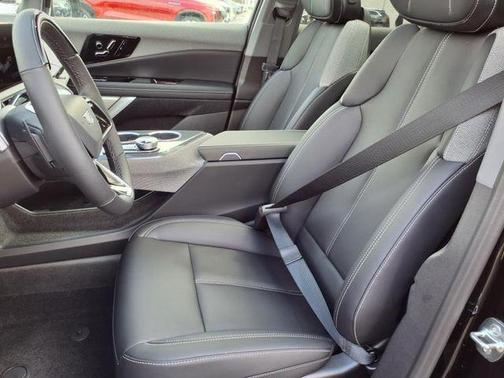 2025 Cadillac OPTIQ Luxury