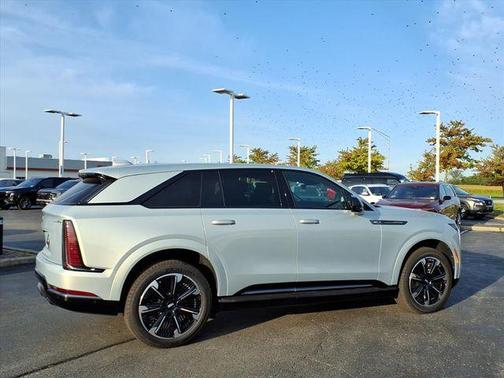 2025 Cadillac Escalade IQ Sport 2
