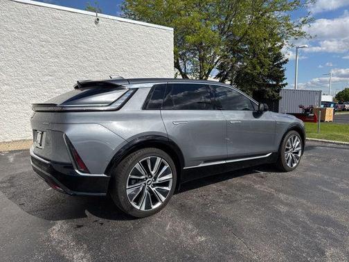 Satin Steel Metallic 2023 Cadillac LYRIQ Luxury