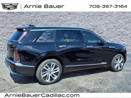 2026 Cadillac VISTIQ Luxury