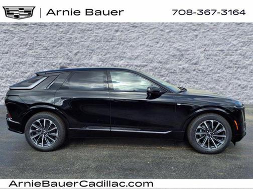 2025 Cadillac LYRIQ Sport w/1SJ