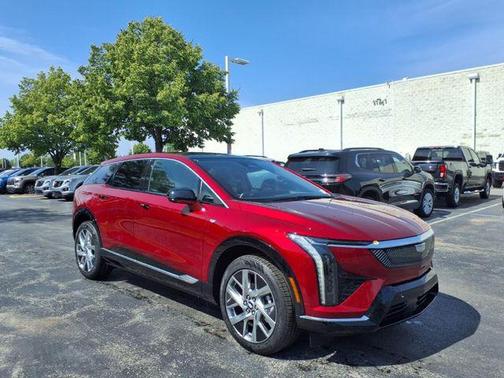 2025 Cadillac OPTIQ Luxury 1 AWD